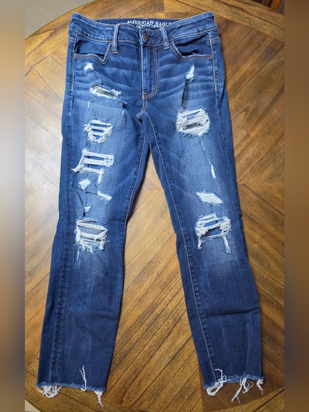 American Eagle Outfitters Women's Distressed Jegging CROP Jeans - Blue